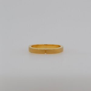 One of a Kind, 22K Squared Brushed Single Groove Band