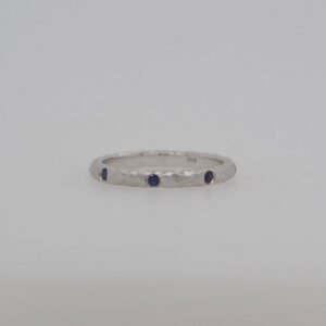 14K Sapphire Hammered and Brushed Band
