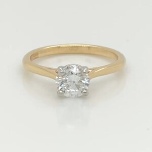 14K Diamond Solitaire 0.91 Carat Ring