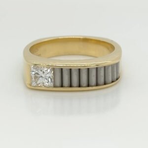 18K Princess Cut Diamond Platinum Bar Band