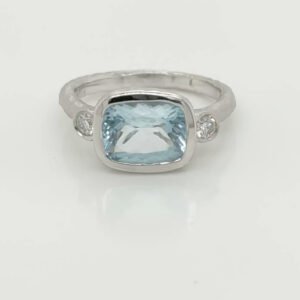 14K Aquamarine and Diamond Hammered Ring