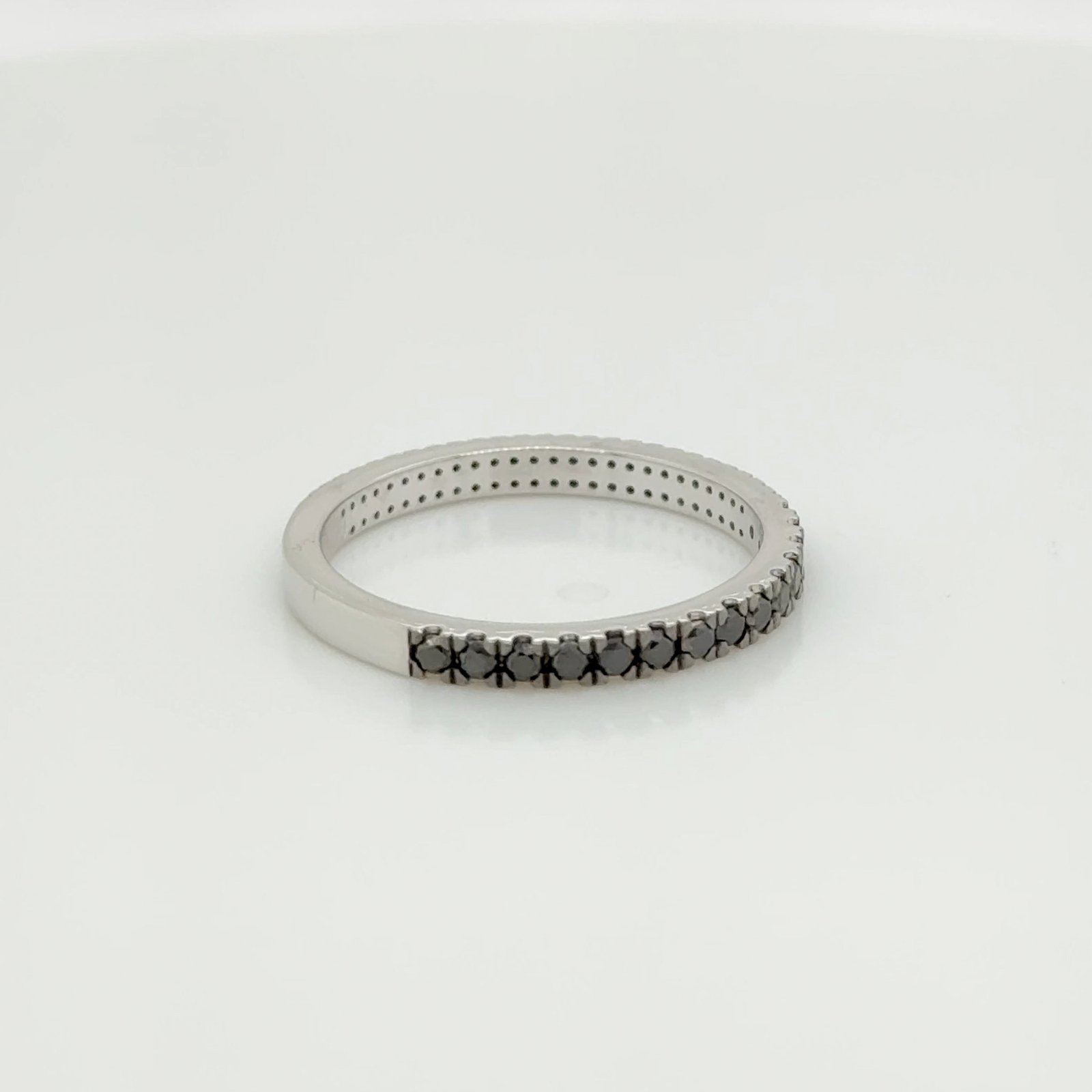 14K Black & White Diamond Split Section Band